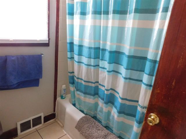 913 Kosciusko Street, Manistee, MI 49660