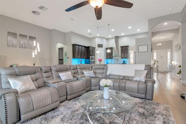 19419 AUTUMN CHASE COURT, Land O Lakes, FL 34638