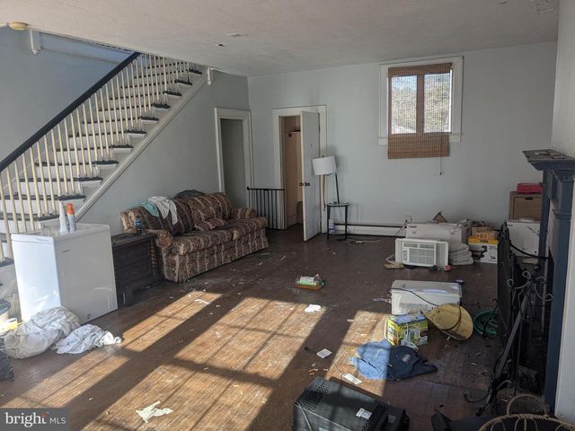 11 W DAVID ST, Frederica, DE 19946