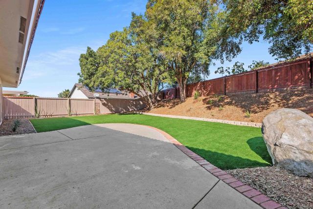 17111 Prado Pl, San Diego, CA 92128