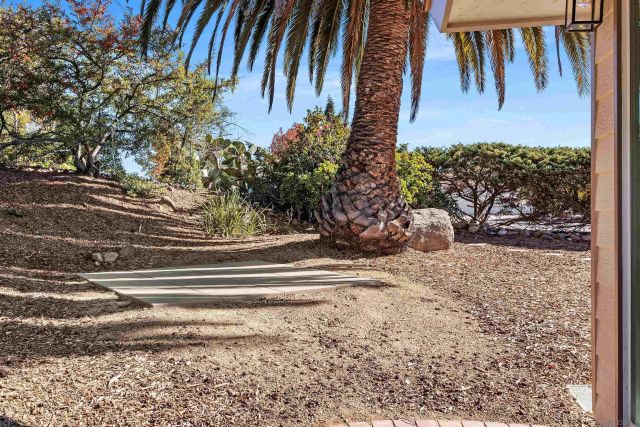 17111 Prado Pl, San Diego, CA 92128