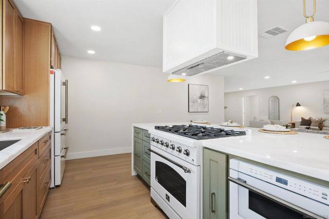 17111 Prado Pl, San Diego, CA 92128