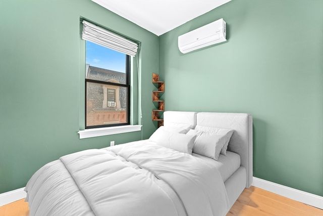 166 Salem St 8, Boston, MA 02113