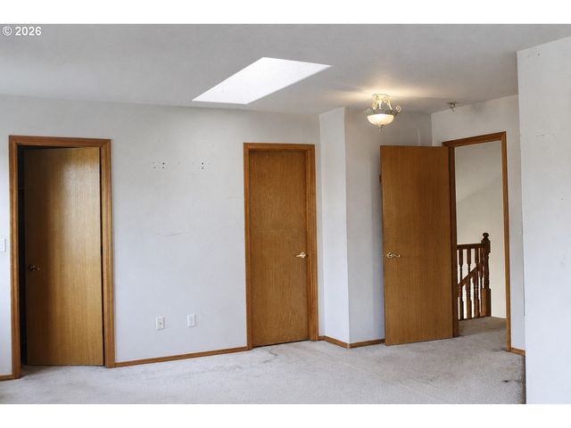 6748 Se 74TH Ave, Portland, OR 97206