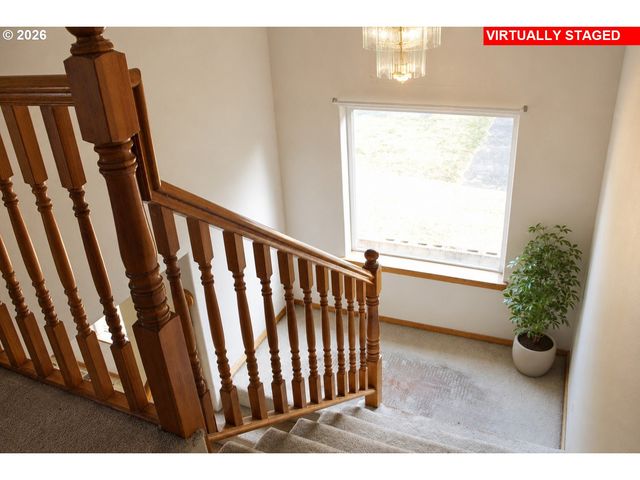 6748 Se 74TH Ave, Portland, OR 97206