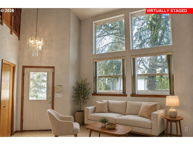 6748 Se 74TH Ave, Portland, OR 97206