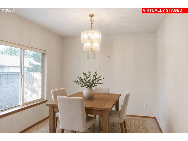 6748 Se 74TH Ave, Portland, OR 97206
