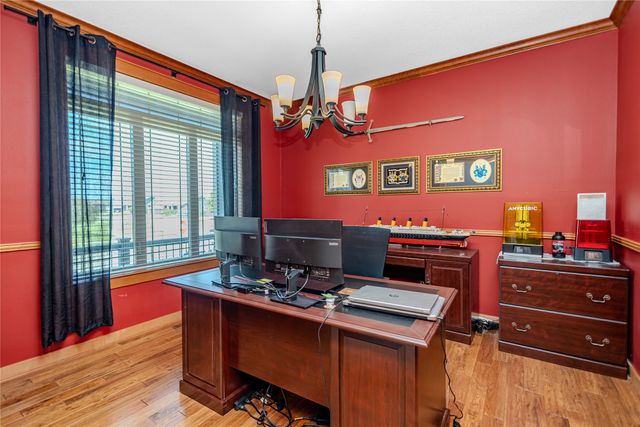 9602 Brightwater Drive, Johnston, IA 50131