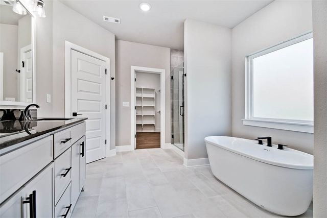 41 Nantwich Circle, Bella Vista, AR 72714