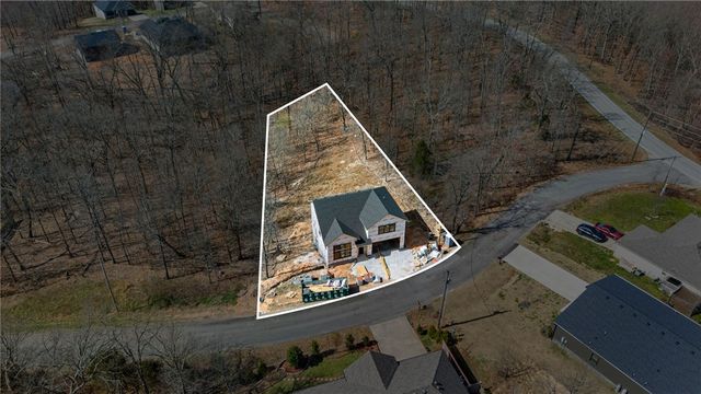 41 Nantwich Circle, Bella Vista, AR 72714