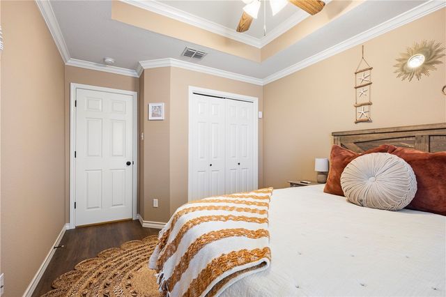 3705 Holland Dr, Corpus Christi, TX 78418