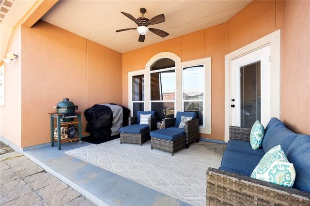 3705 Holland Dr, Corpus Christi, TX 78418