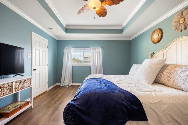 3705 Holland Dr, Corpus Christi, TX 78418