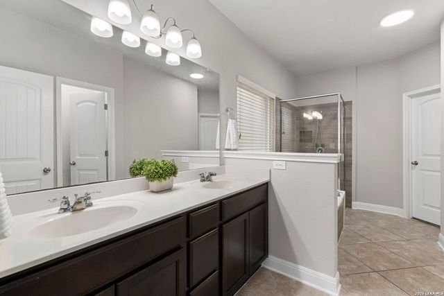 5727 Freeport Leaf, San Antonio, TX 78253