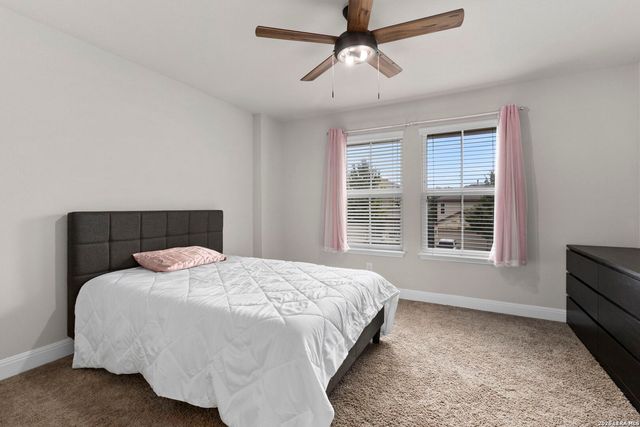 5727 Freeport Leaf, San Antonio, TX 78253