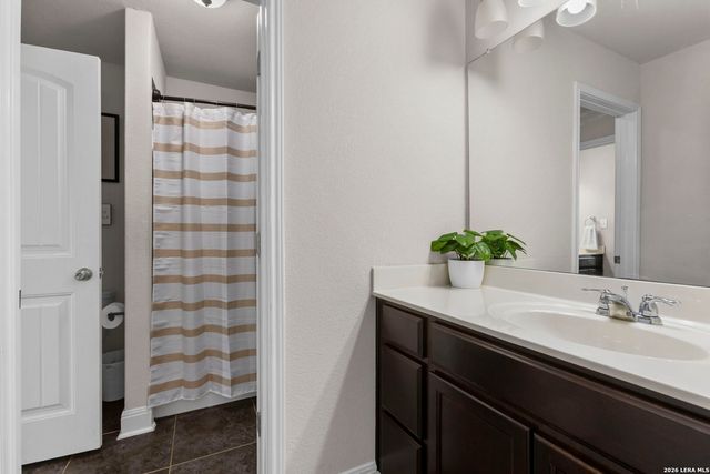 5727 Freeport Leaf, San Antonio, TX 78253