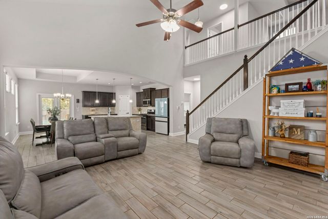 5727 Freeport Leaf, San Antonio, TX 78253