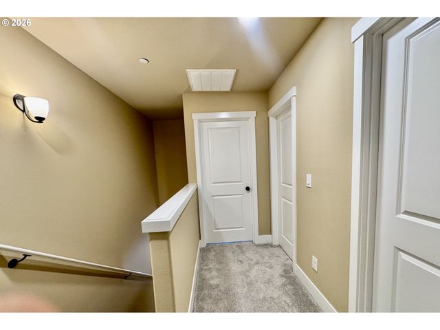 12086 Se HAROLD St, Portland, OR 97266