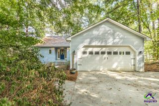 2203 Plantation, Macon, GA 31211