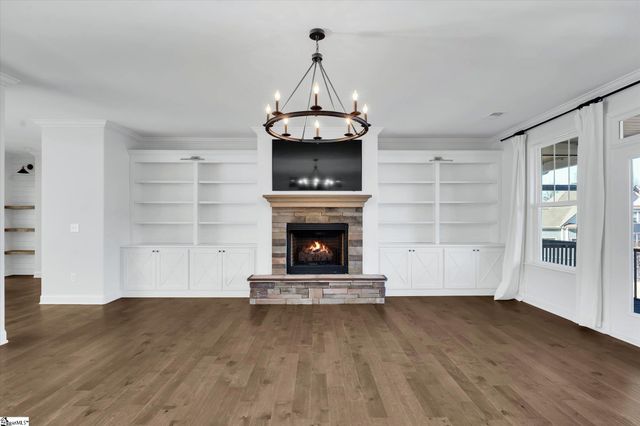 302 Kilburn Lane, Travelers Rest, SC 29690