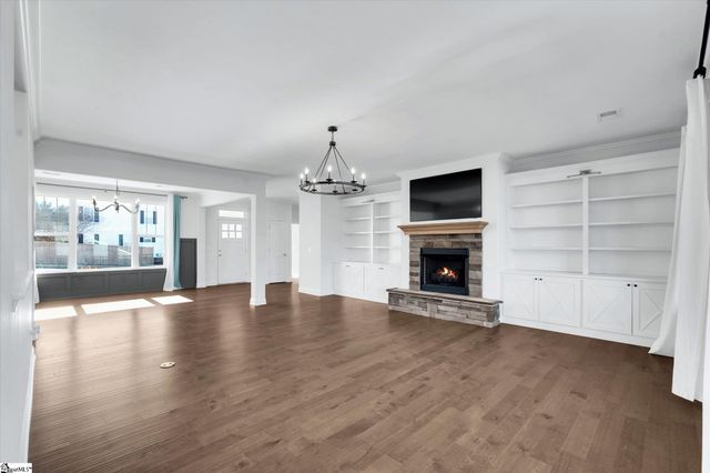 302 Kilburn Lane, Travelers Rest, SC 29690