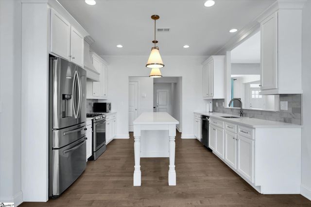 302 Kilburn Lane, Travelers Rest, SC 29690