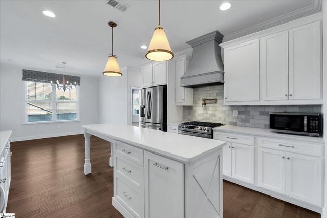 302 Kilburn Lane, Travelers Rest, SC 29690