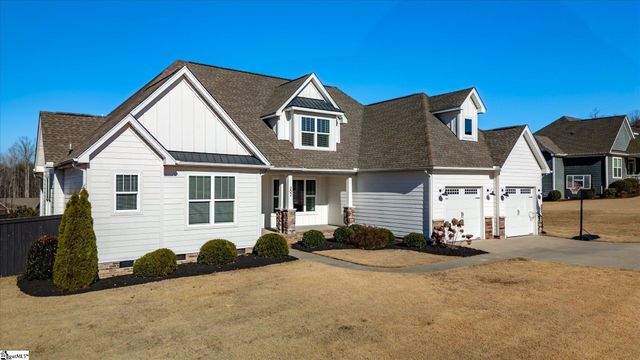 302 Kilburn Lane, Travelers Rest, SC 29690