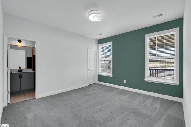 302 Kilburn Lane, Travelers Rest, SC 29690