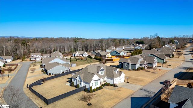 302 Kilburn Lane, Travelers Rest, SC 29690