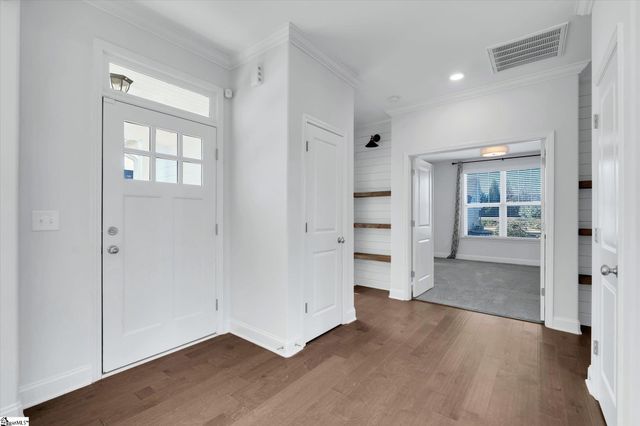 302 Kilburn Lane, Travelers Rest, SC 29690