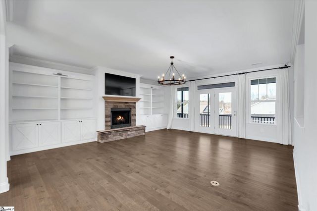 302 Kilburn Lane, Travelers Rest, SC 29690