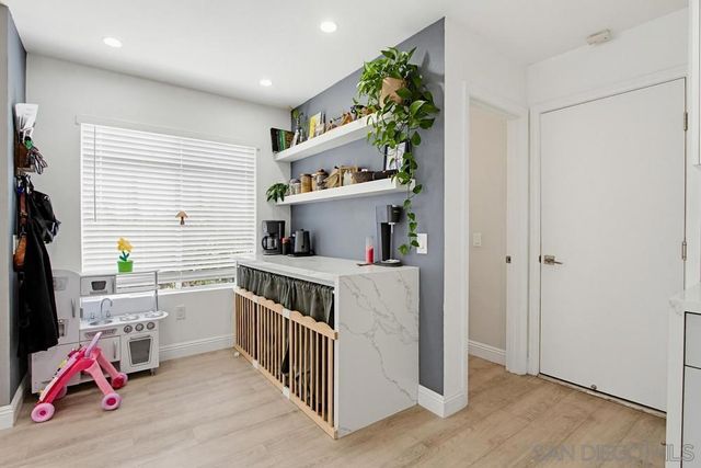 340 Ferrara, Vista, CA 92083