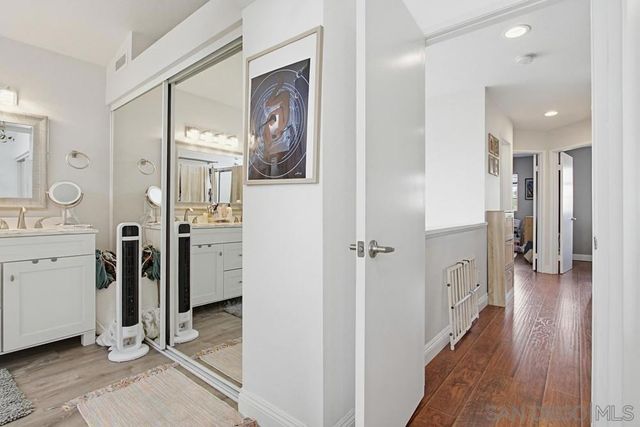 340 Ferrara, Vista, CA 92083