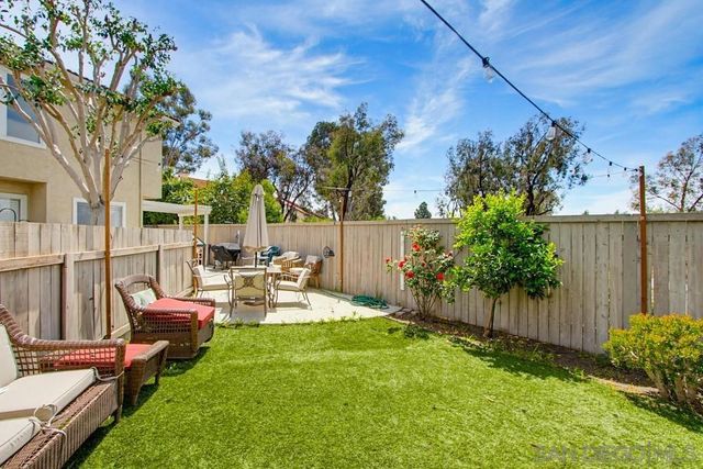 340 Ferrara, Vista, CA 92083