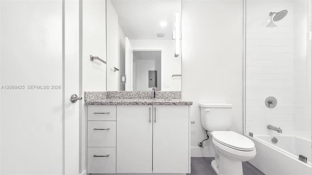 1536 NW 15th Avenue 303, Miami, FL 33125