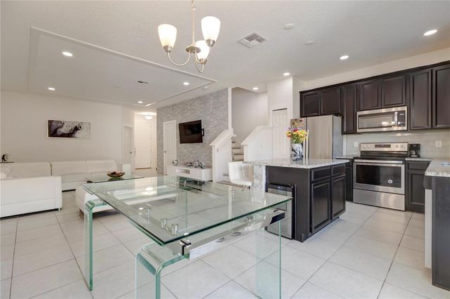 2403 SEDGE GRASS WAY, Orlando, FL 32824