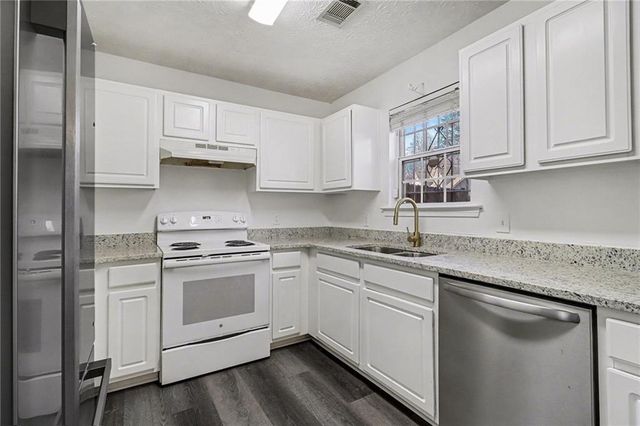 941 Windwood Court, Atlanta, GA 30349