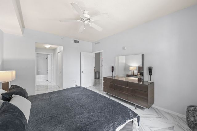 250 NE 3rd Avenue, Delray Beach, FL 33444