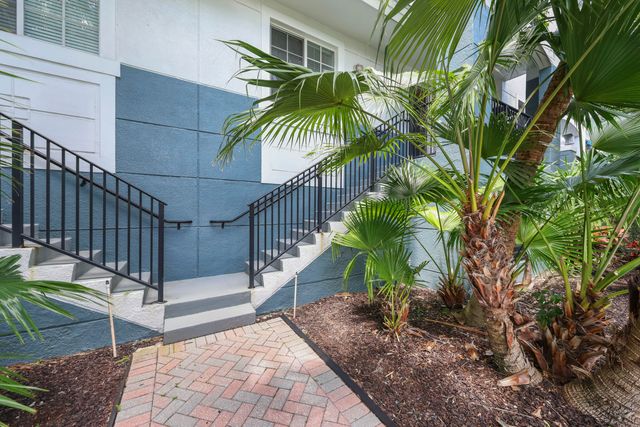 250 NE 3rd Avenue, Delray Beach, FL 33444