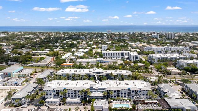 250 NE 3rd Avenue, Delray Beach, FL 33444