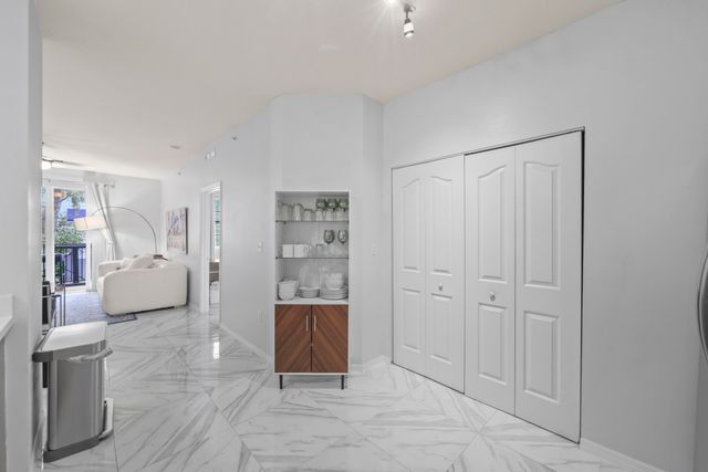 250 NE 3rd Avenue, Delray Beach, FL 33444