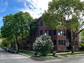 4614 N Sacramento Avenue 3, Chicago, IL 60625