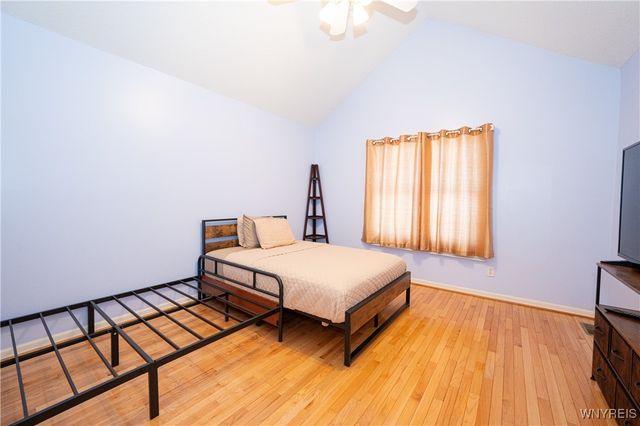 31 Azure Pine Court, Amherst, NY 14228