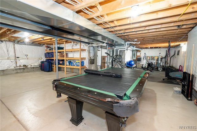 31 Azure Pine Court, Amherst, NY 14228