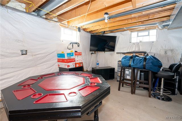 31 Azure Pine Court, Amherst, NY 14228