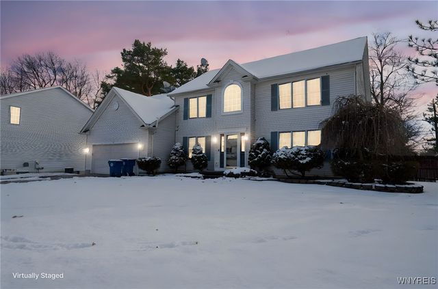 31 Azure Pine Court, Amherst, NY 14228