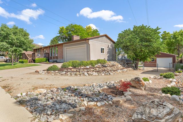 988 E 200 N, Springville, UT 84663