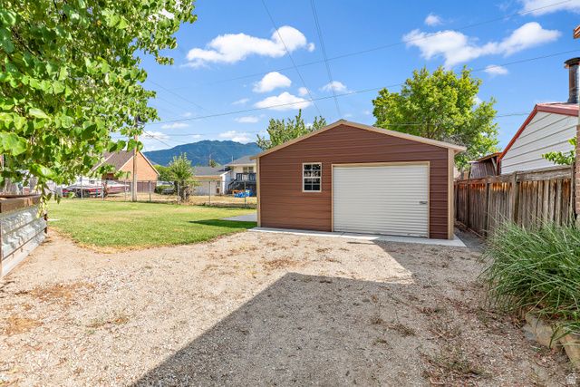 988 E 200 N, Springville, UT 84663
