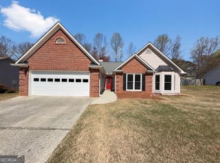 2840 Meridian Drive, Dacula, GA 30019